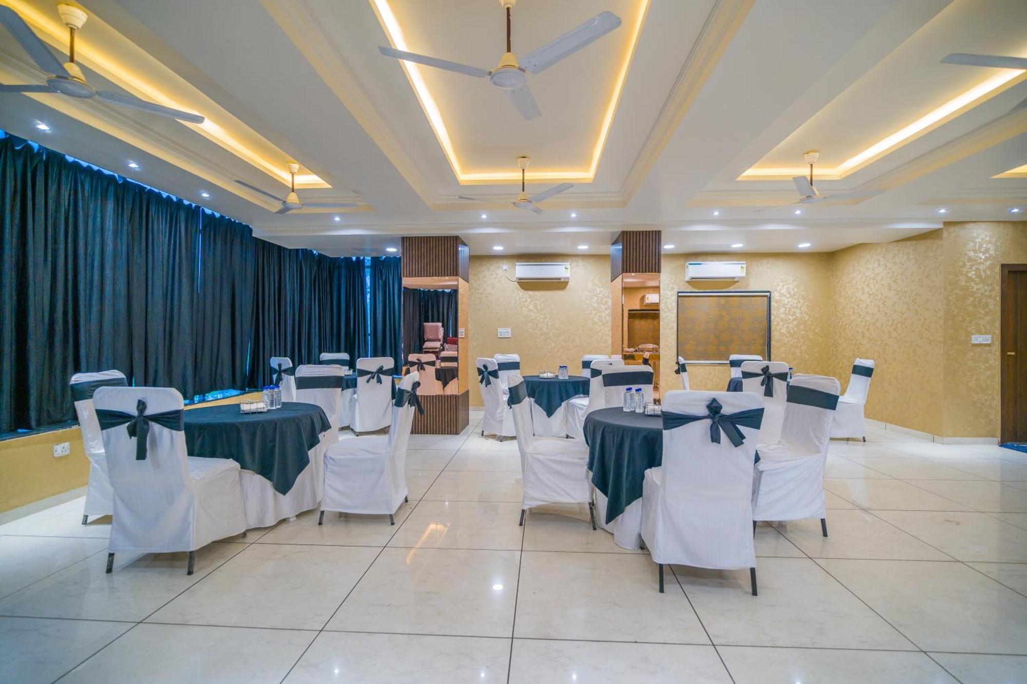 Hotel Kanha Shree By Cosmos Green إندور المظهر الخارجي الصورة
