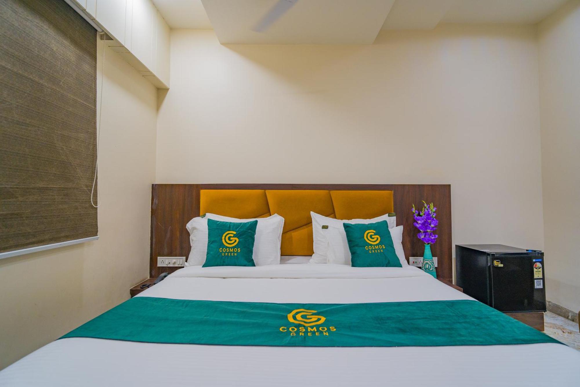 Hotel Kanha Shree By Cosmos Green إندور الغرفة الصورة